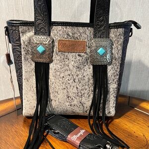 New Wrangler Hair on Cowhide Conclude Crossbody Boho Western Fringe Shoulder Bag